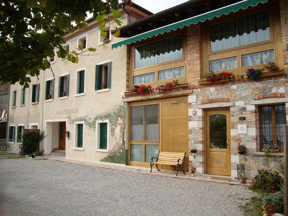 B&B Alla Pergola 발도비아데네 외부 사진